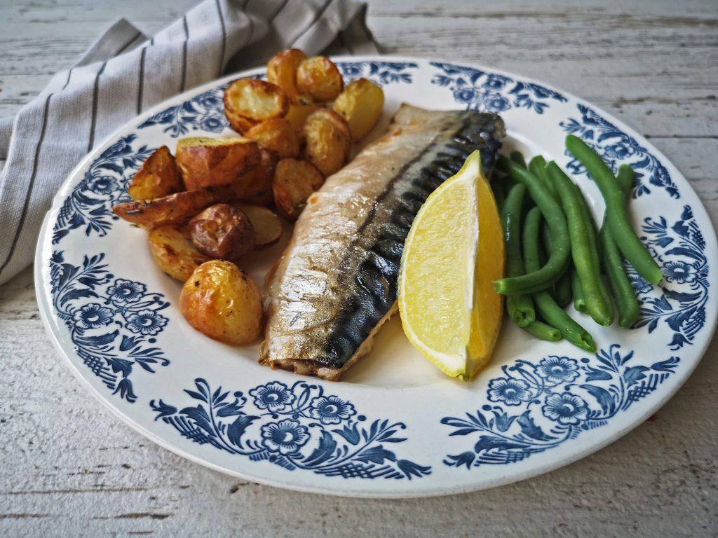 Gebakken makreel met citroen